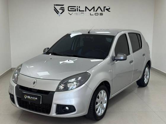 RENAULT SANDERO 1.0 TECH RUN 16V FLEX 4P MANUAL RENAULT SANDERO 1.0 TECH RUN 16V FLEX 4P MANUAL